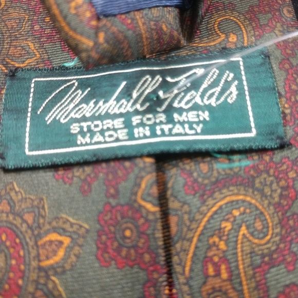 Marshall Field's men's silk tie in Paisley design - Picture 7 of 7